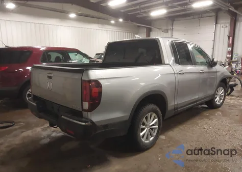 2019 Honda Ridgeline Rtl z USA, uszkodzony, nr VIN 5FPYK3F56KB024977